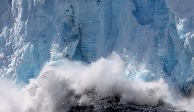 Nawet "umiarkowane" scenariusze klimatyczne oznaczają masowe straty lodu