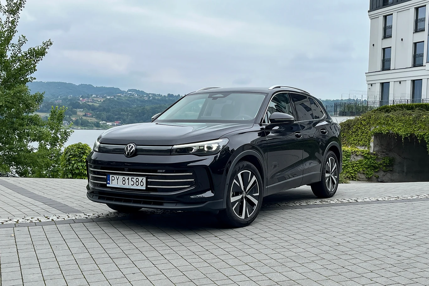 Nowy Tiguan na dobre zerwał z dotychczasowym wzornictwem. Nie każdemu musi się podobać. Nowy Tiguan na dobre zerwał z dotychczasowym wzornictwem. Nie każdemu musi się podobać.