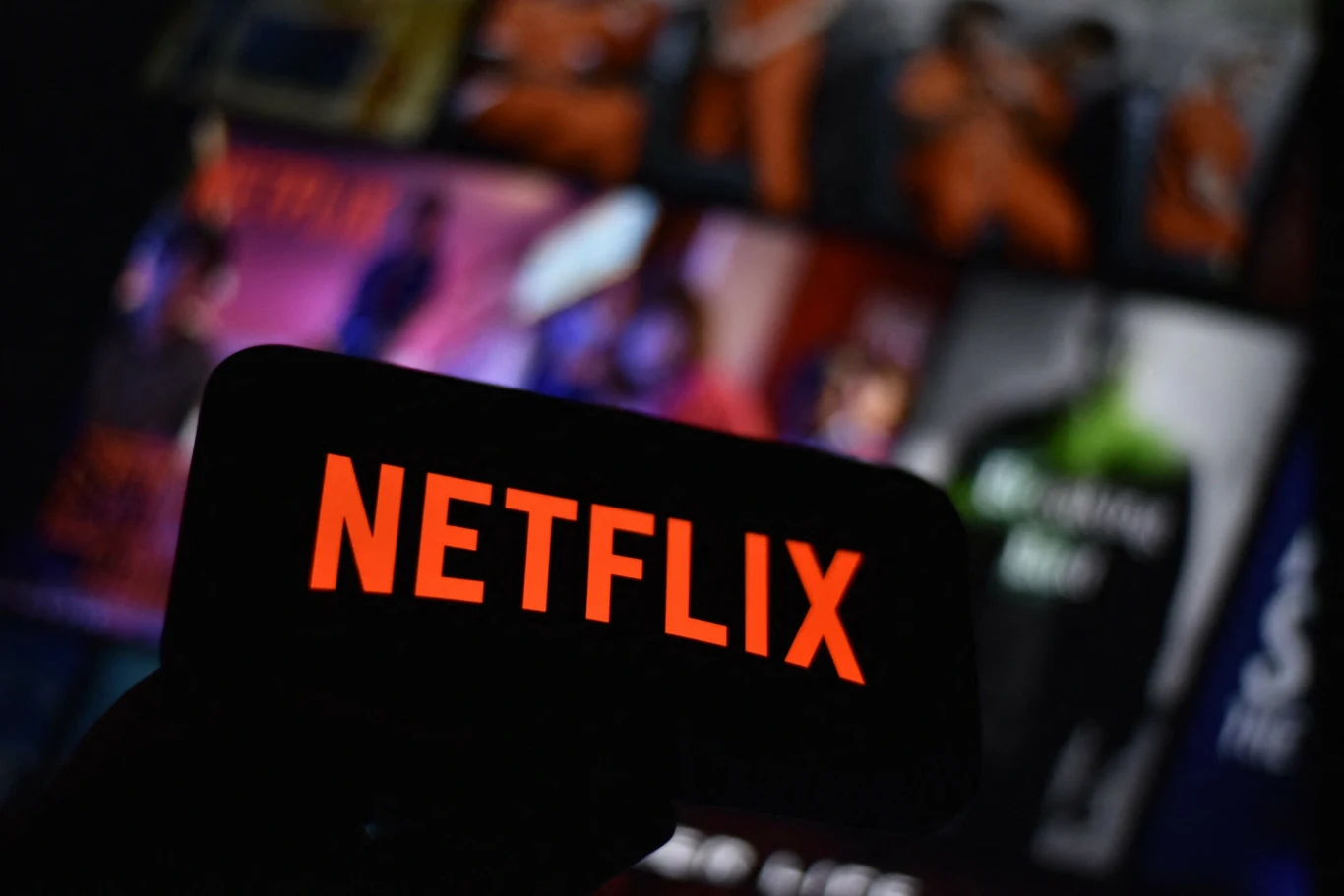 Ile kosztuje Netflix w Polsce w 2025 roku? Sprawdzamy cennik i pakiety Ile kosztuje Netflix w Polsce w 2025 roku? Sprawdzamy cennik i pakiety