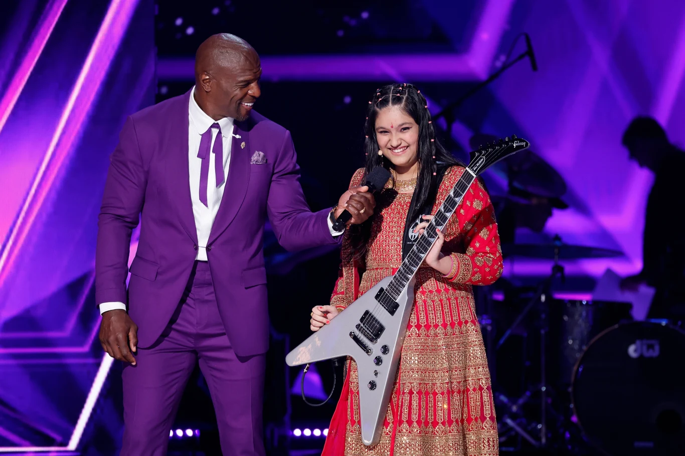 Terry Crews, Maya Neelakantan w 19. sezonie amerykańskiego "Mam talent!" Terry Crews, Maya Neelakantan w 19. sezonie amerykańskiego "Mam talent!"