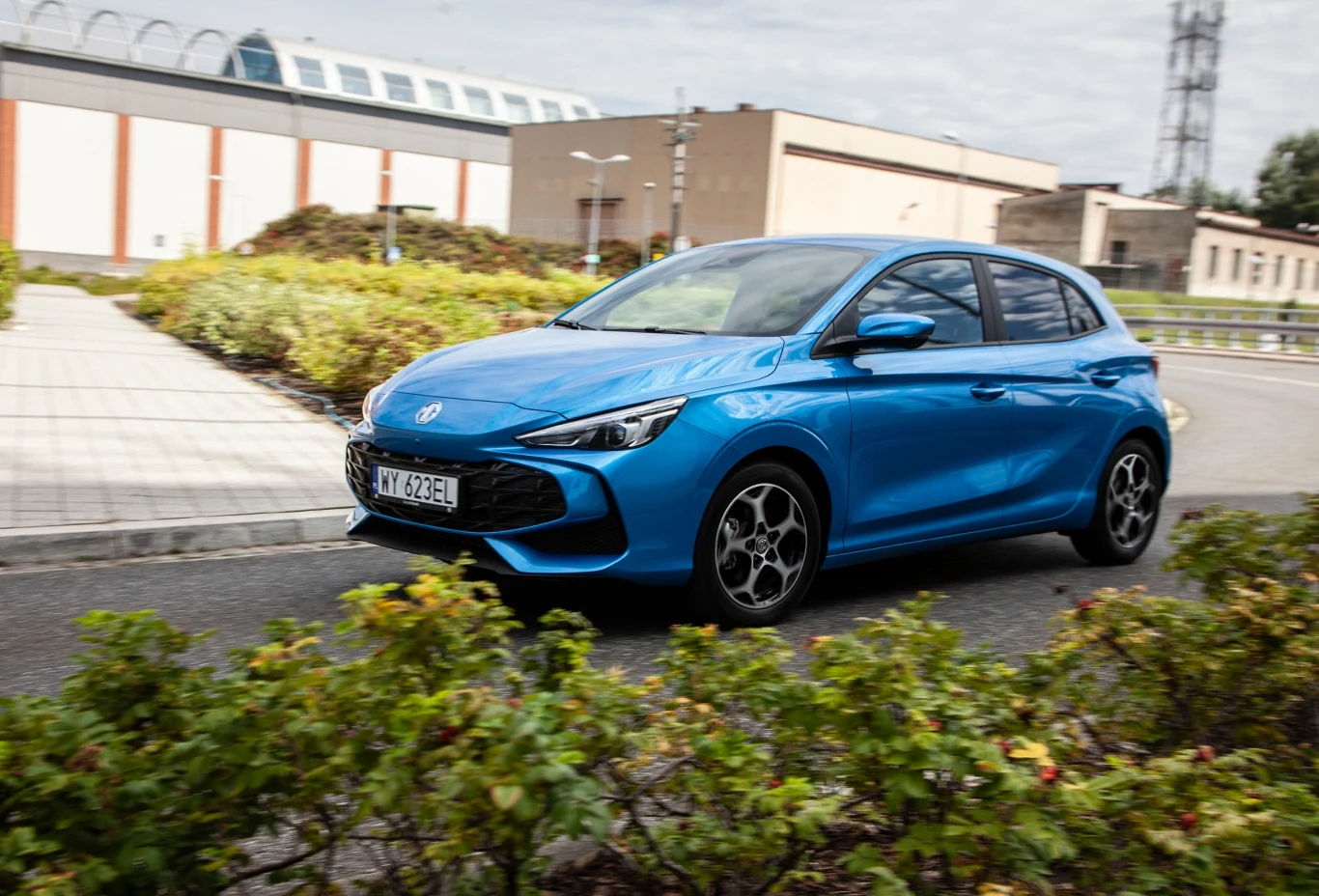 MG 3 dobrze się prowadzi, ale szybko traci przyczepność z uwagi na fabryczne opony