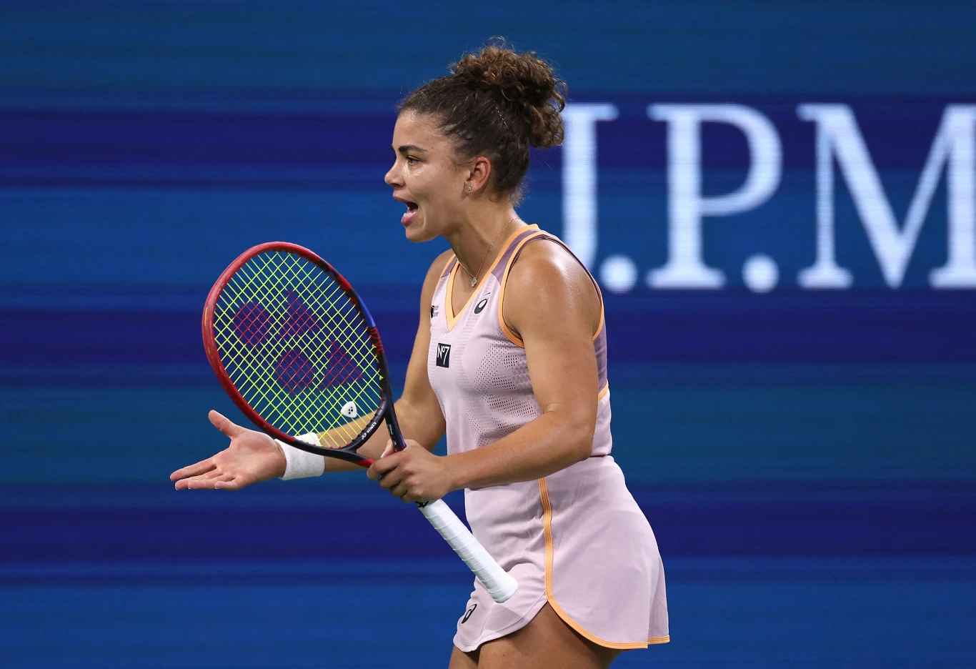 Jasmine Paolini i grająca z nią w duecie Sara Errani odpadły w drugiej rundzie debla na US Open Jasmine Paolini i grająca z nią w duecie Sara Errani odpadły w drugiej rundzie debla na US Open