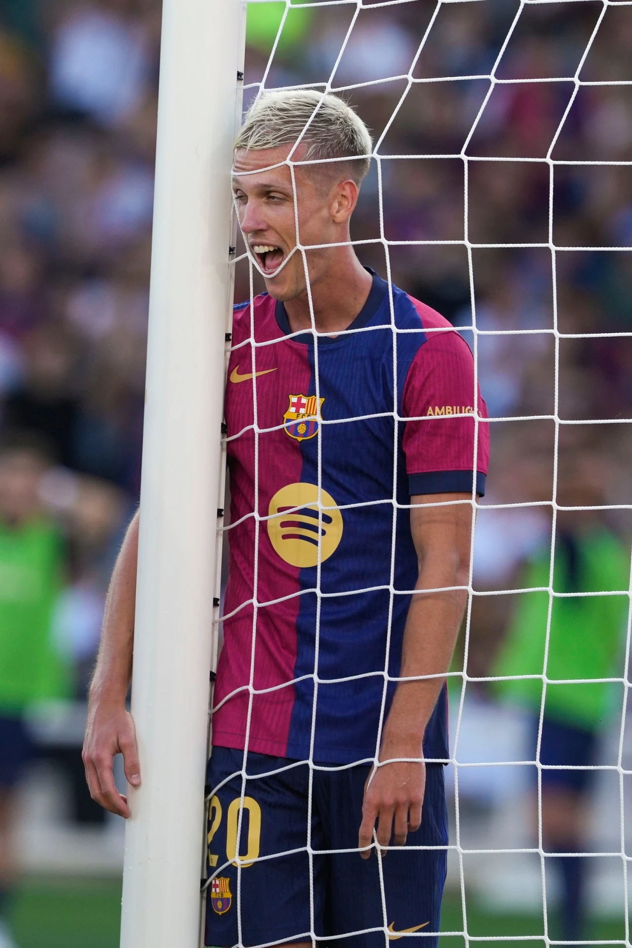 Dani Olmo - takiego formatu postaci brakowało "Dumie Katalonii" najbardziej Dani Olmo - takiego formatu postaci brakowało "Dumie Katalonii" najbardziej