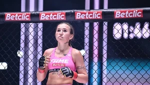 Marta Linkiewicz nieoczekiwanie wygrała z Karoliną Owczarz na Fame MMA 22
