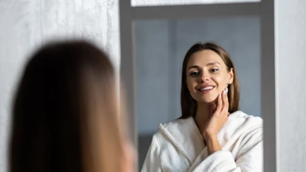 Kąpiel z krochmalem przyniesie ukojenie twojej skórze, dzięki czemu stanie się bardziej nawilżona. Efekty zobaczysz już po pierwszym zastosowaniu.