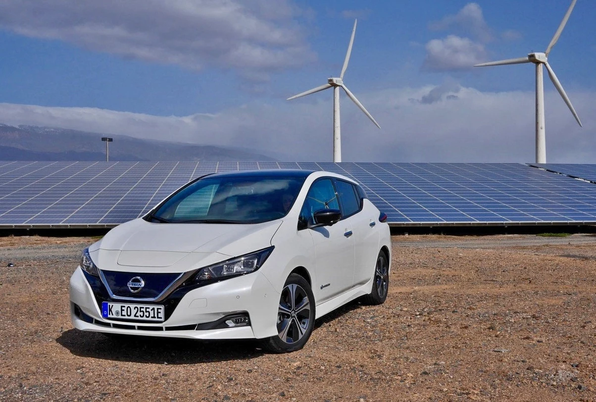 Odnawialne źródła energii nawet w Norwegii nie oznaczają rezygnacji z paliw kopalnych Odnawialne źródła energii nawet w Norwegii nie oznaczają rezygnacji z paliw kopalnych