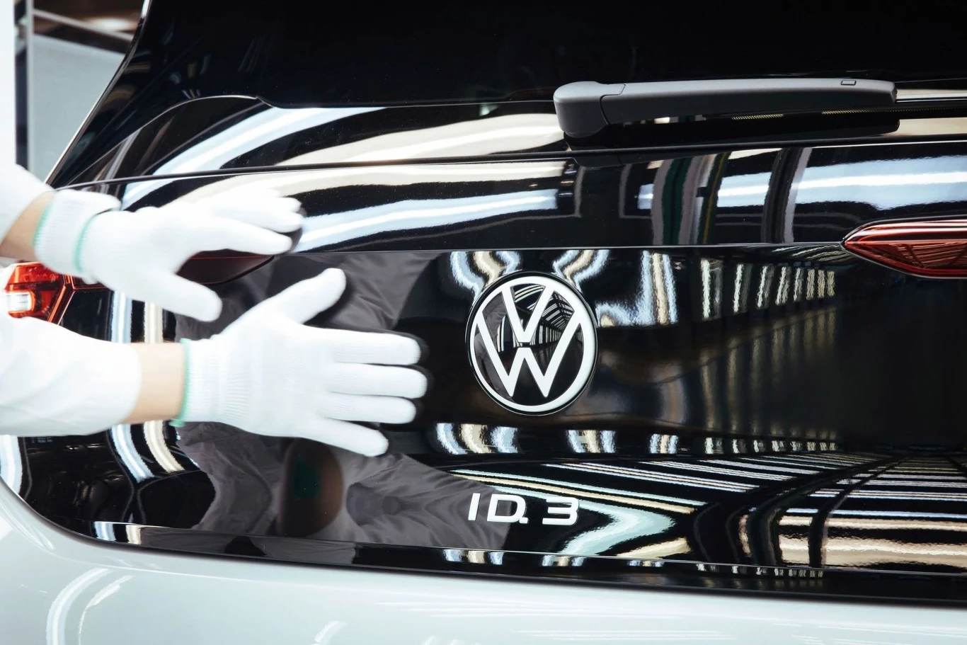 Nad Volkswagenem piętrzą się czarne chmury. Koncern planuje restrukturyzację. Volkswagen będzie zwalniał pracowników