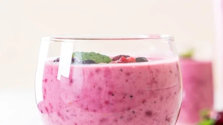 Odżywczy koktajl na piękną skórę i mocne włosy 