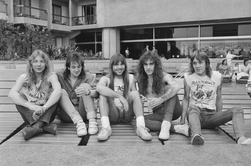 Iron Maiden w połowie lat 80. - od lewej: Dave Murray, Adrian Smith, Bruce Dickinson, Steve Harris i Nicko McBrain