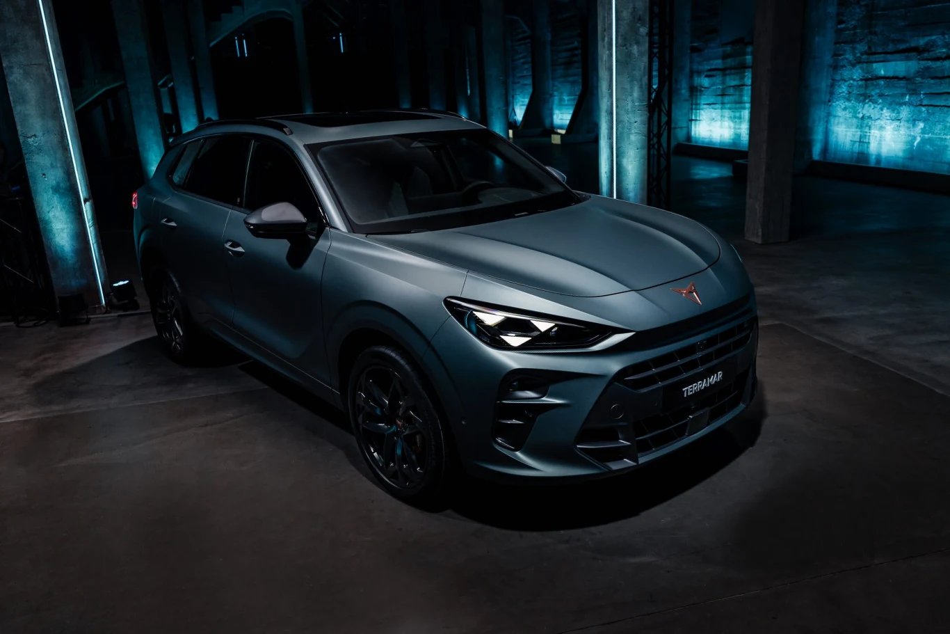 Nowa Cupra Terramar powstaje w fabryce Audi w węgierskim mieście Gyor Nowa Cupra Terramar powstaje w fabryce Audi w węgierskim mieście Gyor