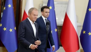 Premier Donald Tusk i minister finansów w jego rządzie, Andrzej Domański