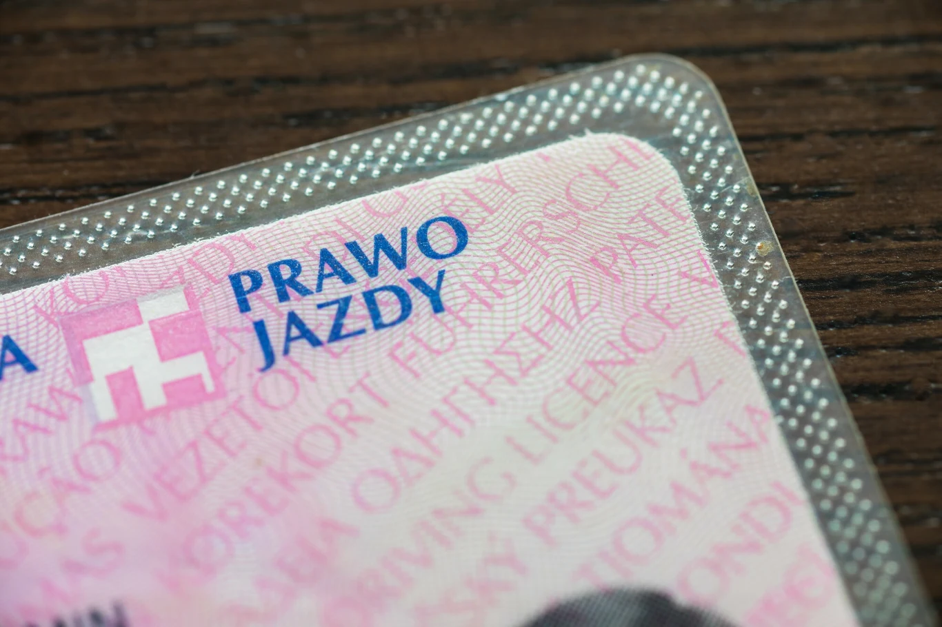Kod 69 w prawie jazdy to bardzo istotne ograniczenie, za złamanie którego grożą poważne konsekwencje Kod 69 w prawie jazdy to bardzo istotne ograniczenie, za złamanie którego grożą poważne konsekwencje