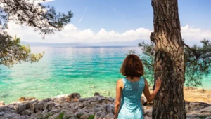 Ta rajska ścieżka w Chorwacji jest lepsza od niejednej plaży. Urzeka, relaksuje i zaskakuje