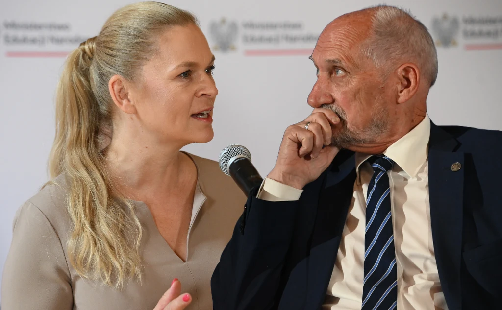 Barbara Nowacka reaguje na wystąpienie Antoniego Macierewicza