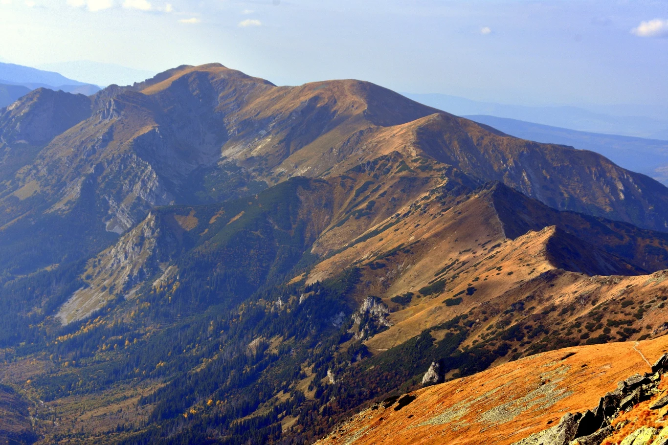 Czerwone Wierchy to świetna propozycja jesiennej wycieczki w Tatrach. 