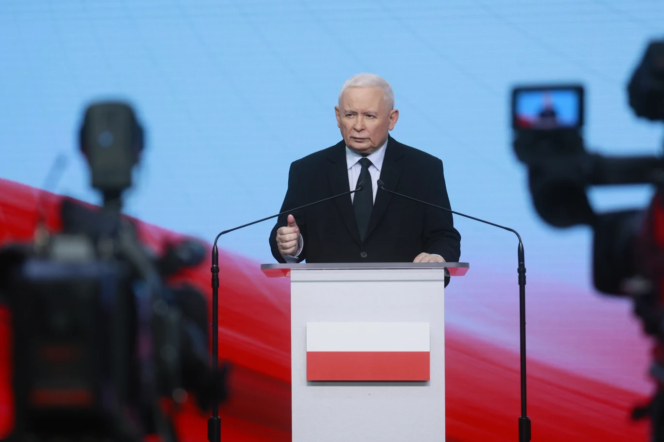 Jarosław Kaczyński odwołał wydarzenie Przystań Polska, które miało być odpowiedzią na Campus Polska Przyszłości Jarosław Kaczyński odwołał wydarzenie Przystań Polska, które miało być odpowiedzią na Campus Polska Przyszłości