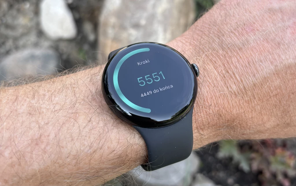 Google Pixel Watch 3 ma liczne funkcje z zakresu śledzenia aktywności.