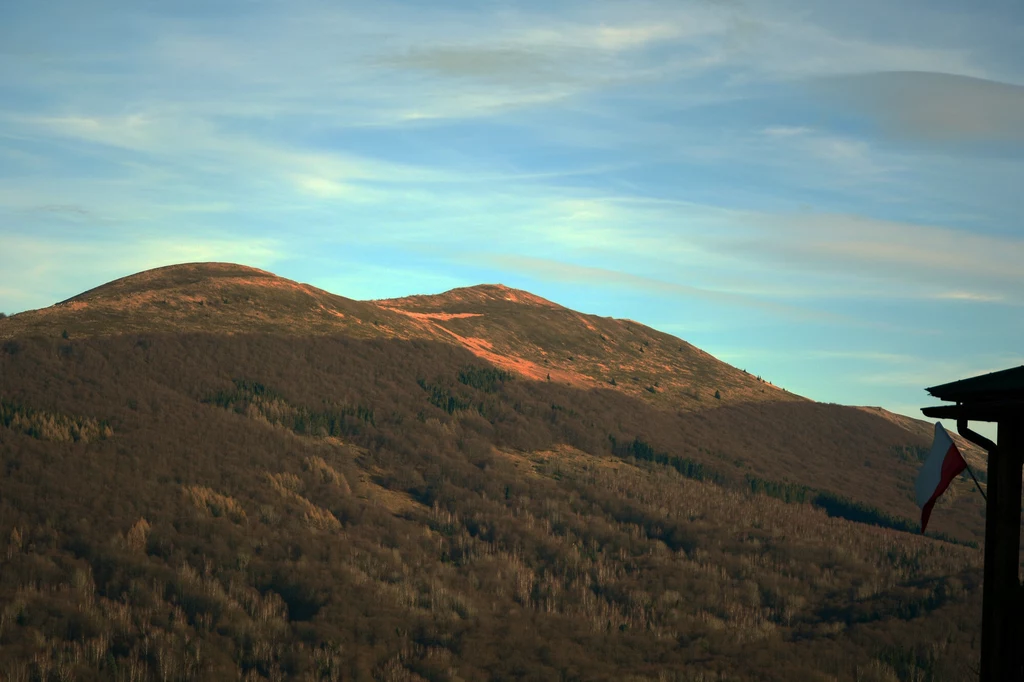 Jesienne Bieszczady zachwycają feerią barw. Warto je odwiedzić o tej porze roku