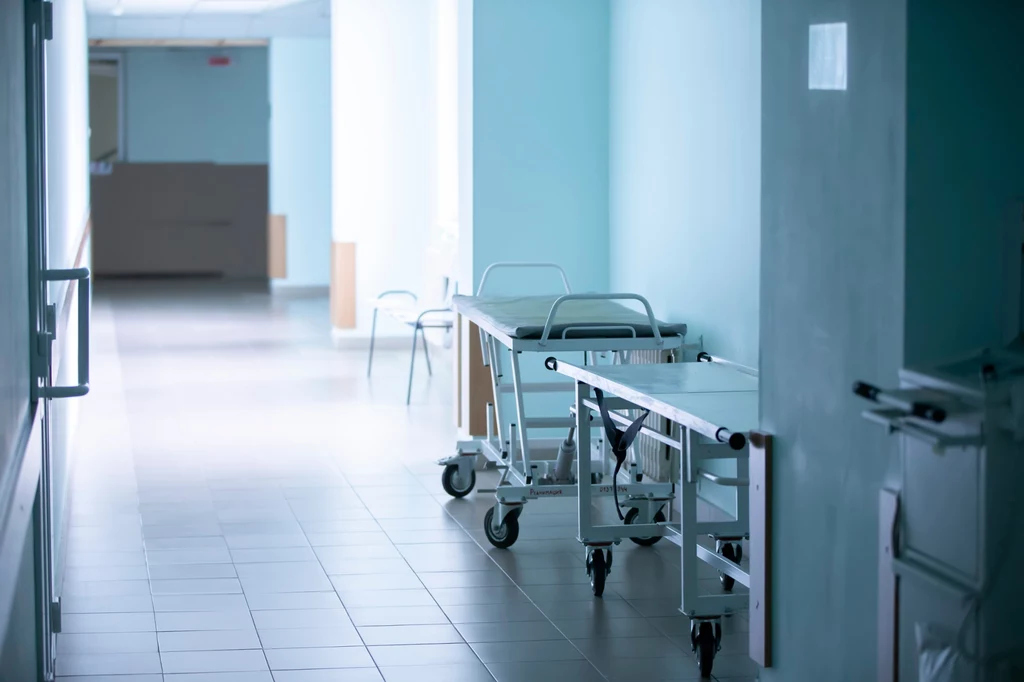 Szpital w Szczecinie wstrzymał odwiedziny (zdj. ilustracyjne) Szpital w Szczecinie wstrzymał odwiedziny (zdj. ilustracyjne)