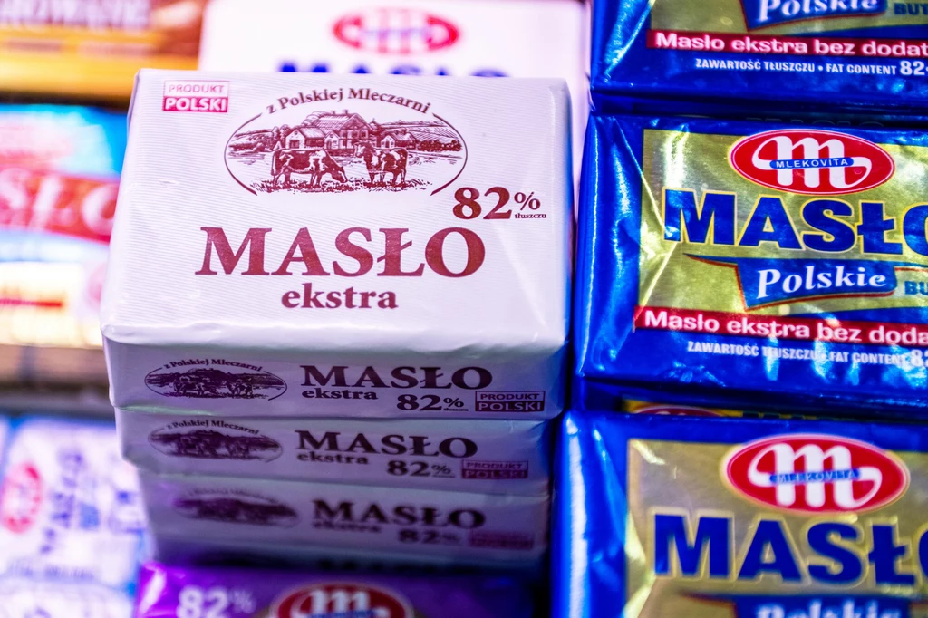 Średnia cena masła w ciągu miesiąca wzrosła o blisko 1 zł na kostce