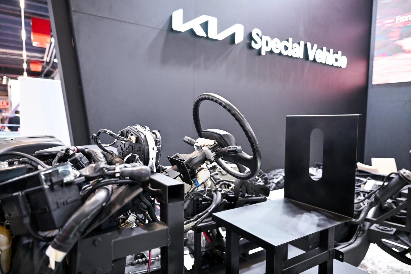 Nadwozia dla polskich Kii KLTV, czyli LPR Legwan, powstawać mają docelowo w Siemianowicach Śląskich / fot. Targi Kielce