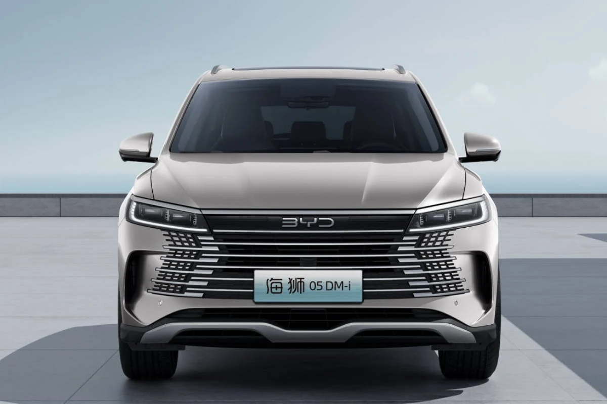 Wymiarami nowy model BYD konkuruje np. ze Skodą Kodiaq