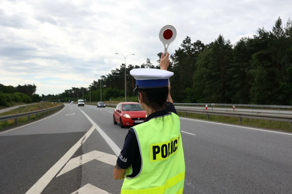 Czy policja może prowadzić wyrywkowe kontrole kierowców?