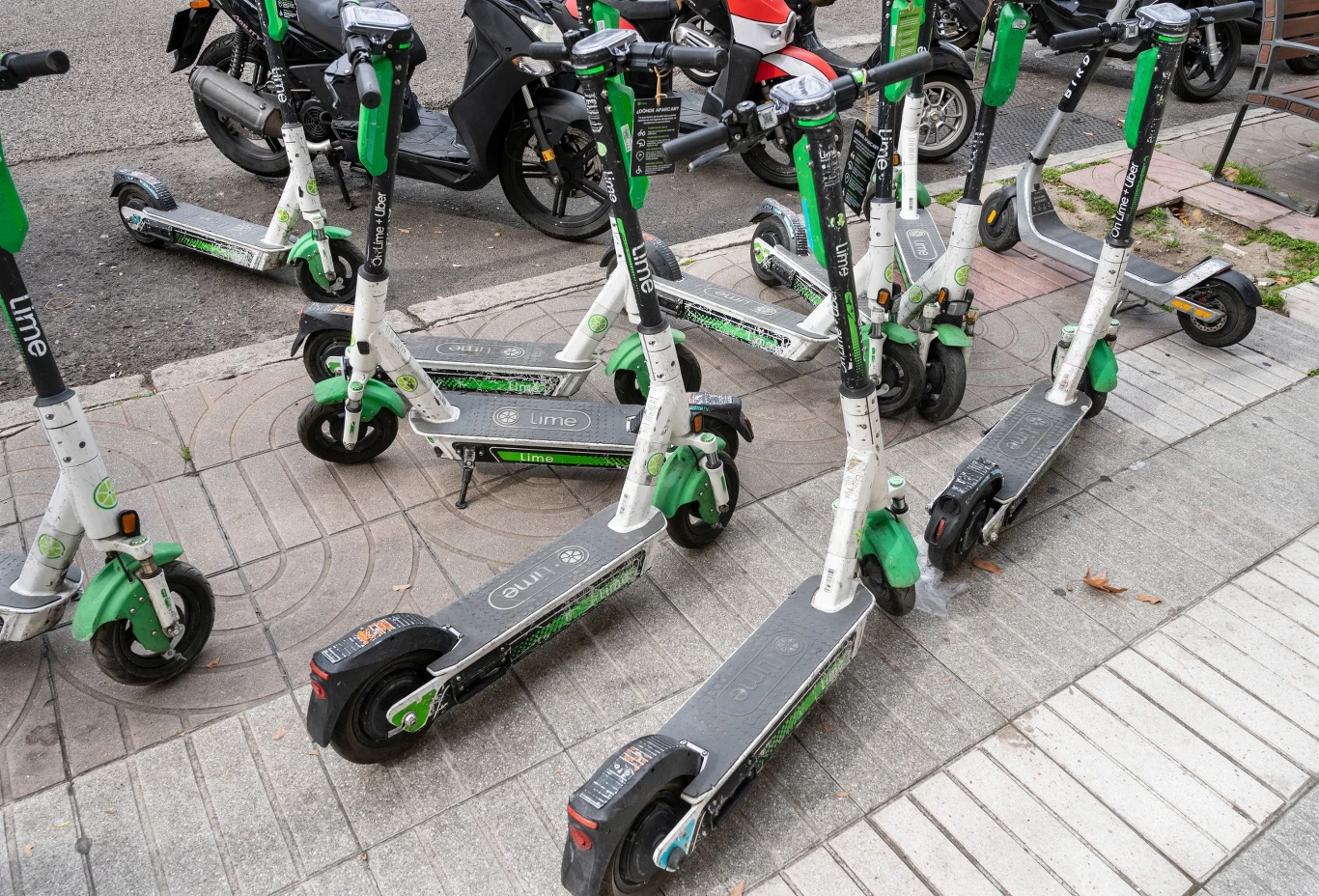 Madryt rezygnuje z elektrycznych hulajnóg.