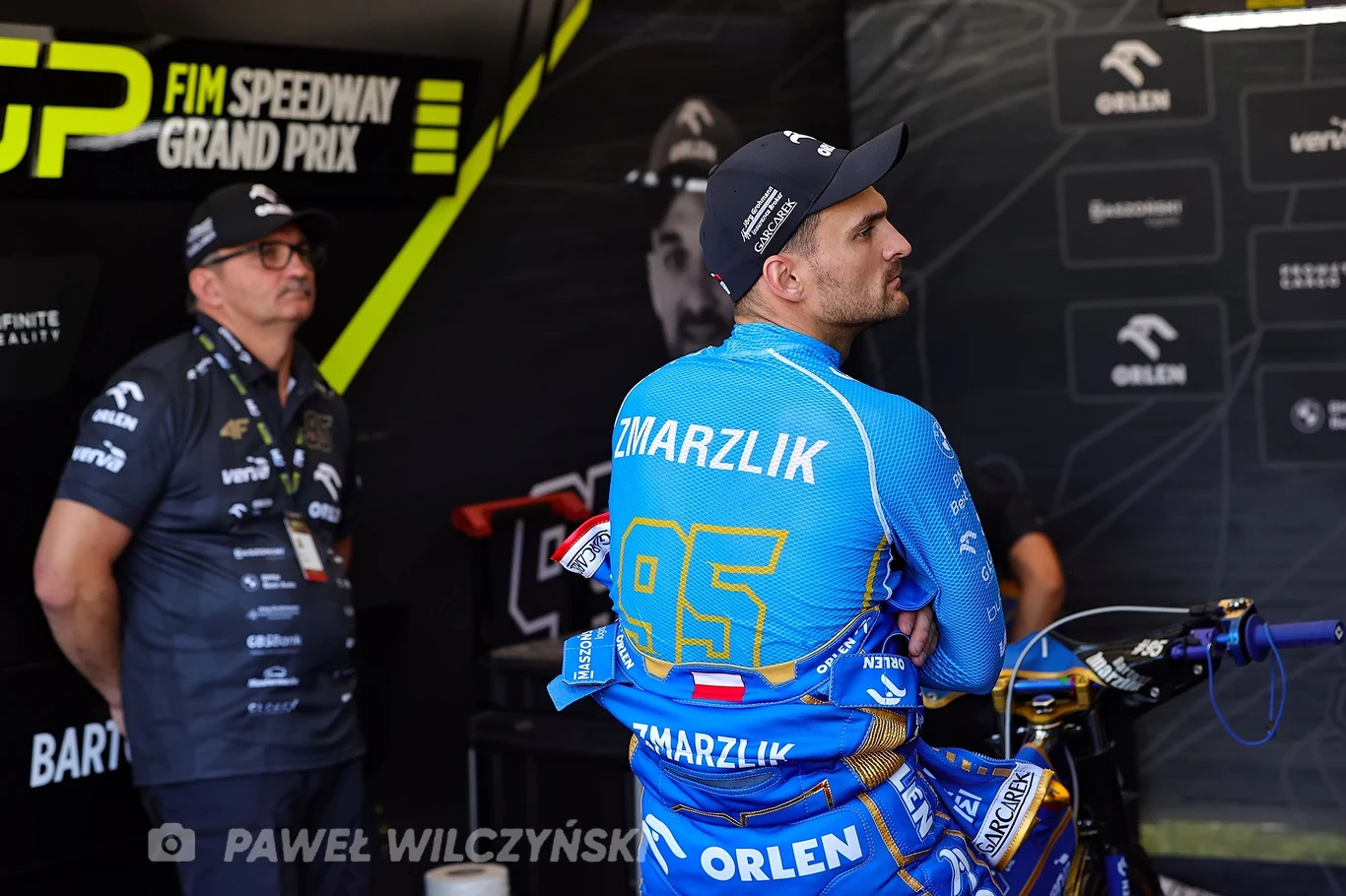 Bartosz Zmarzlik i jego tata Paweł. Grand Prix Łotwy 2024. Bartosz Zmarzlik i jego tata Paweł. Grand Prix Łotwy 2024.