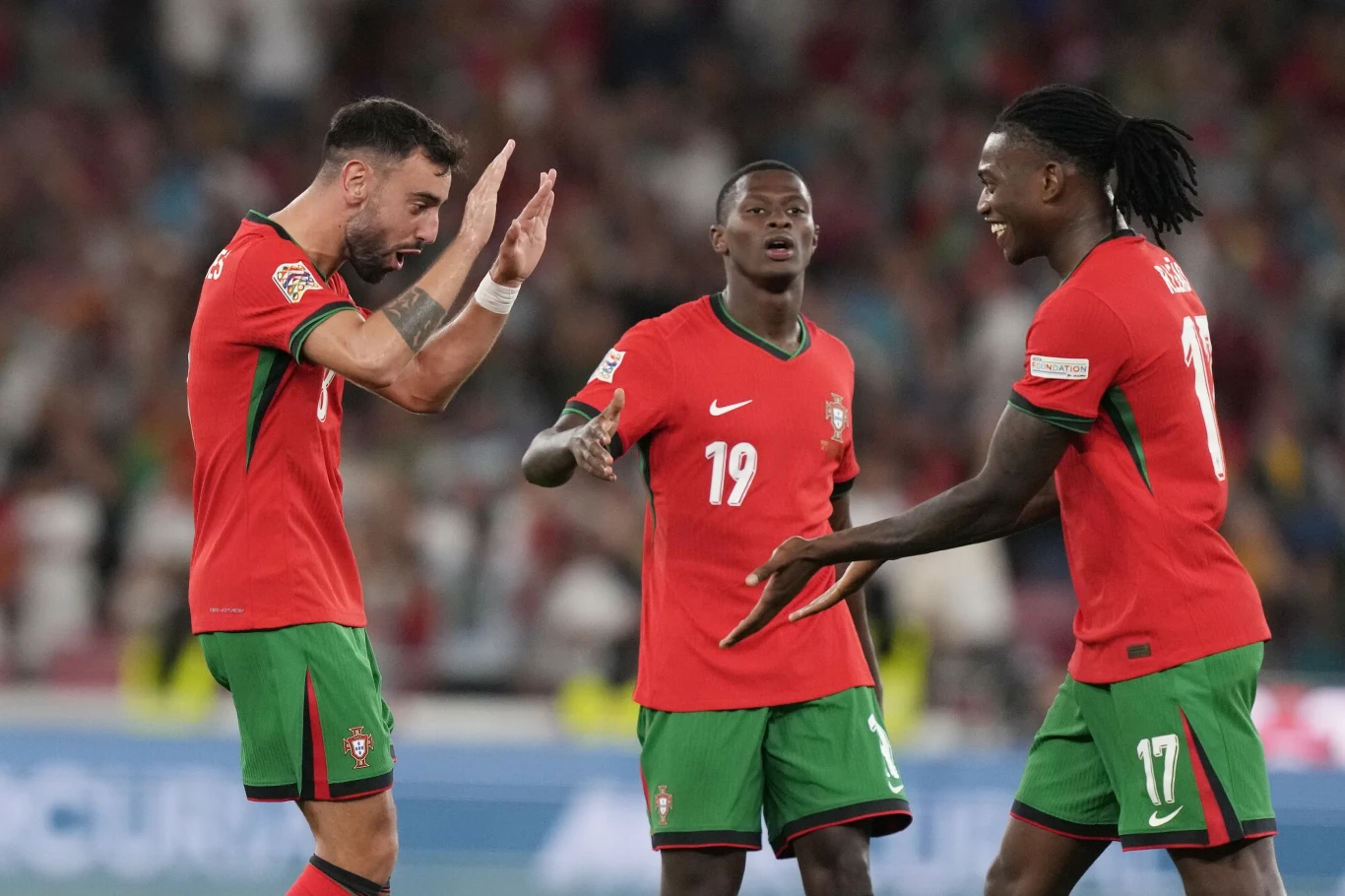 Bruno Fernandes, Nuno Mendes i Rafael Leao, 08.09.2024 r.