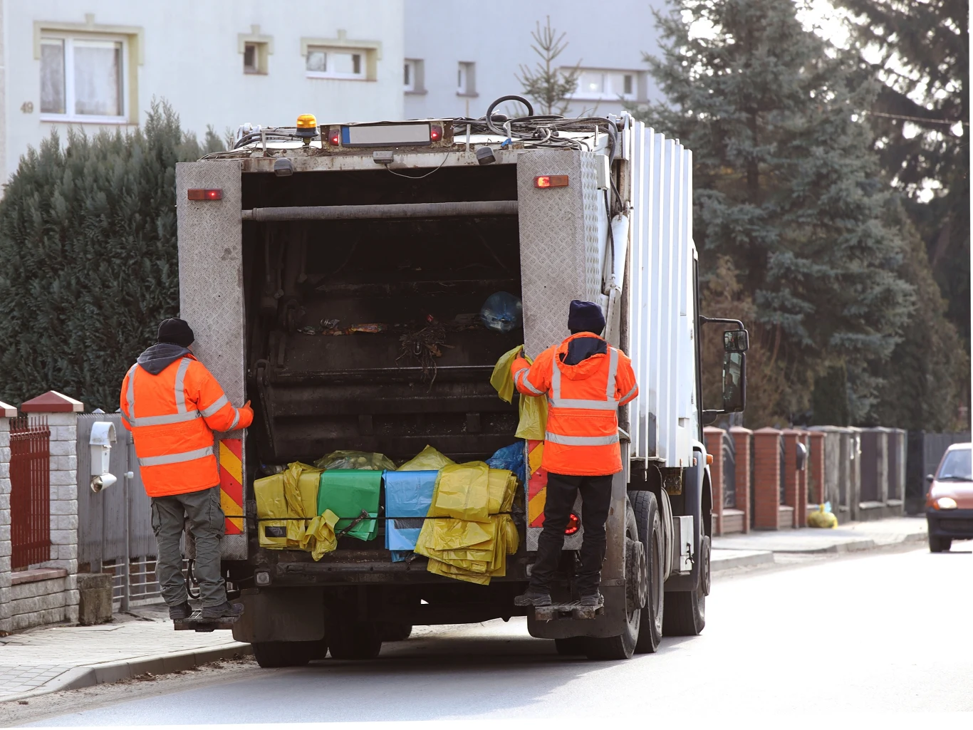 Opłaty za wywóz śmieci. Wiele miast szykuje znaczne podwyżki. Opłaty za wywóz śmieci. Wiele miast szykuje znaczne podwyżki.