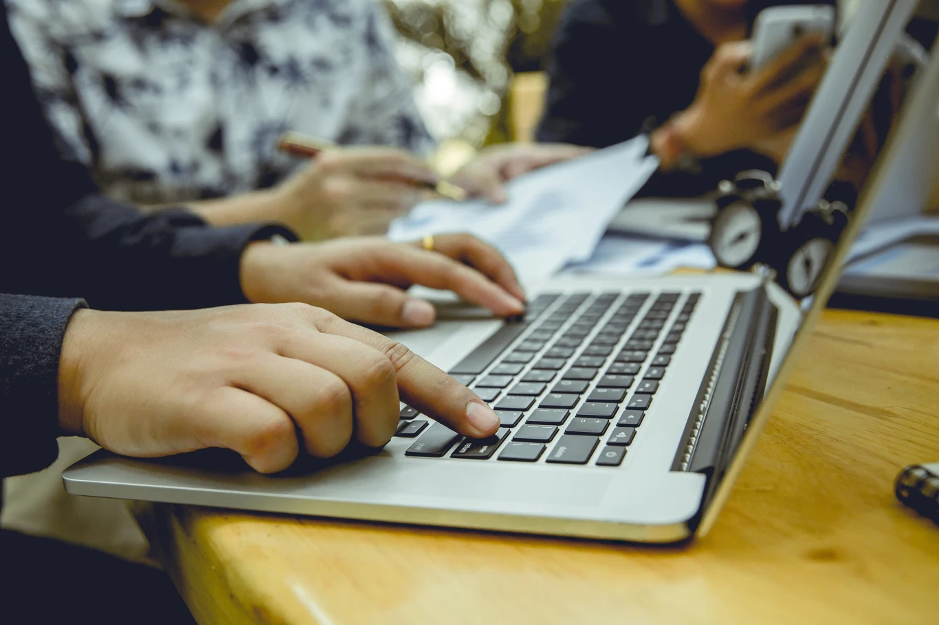 Treść tytułu przelewu może wzbudzić podejrzenia.