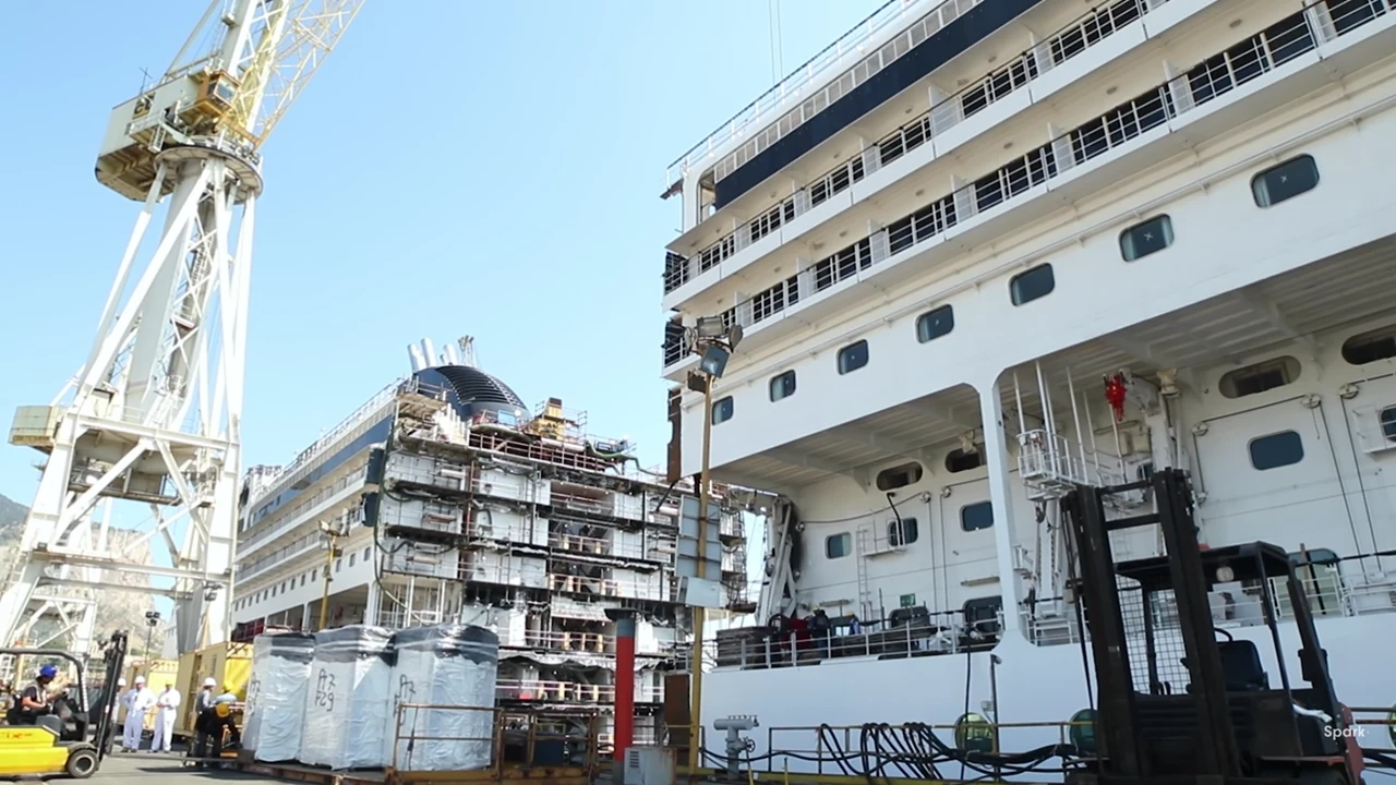 Statki można wydłużyć, wystarczy przeciąć je na pół i wspawać nowy segment Statki można wydłużyć, wystarczy przeciąć je na pół i wspawać nowy segment