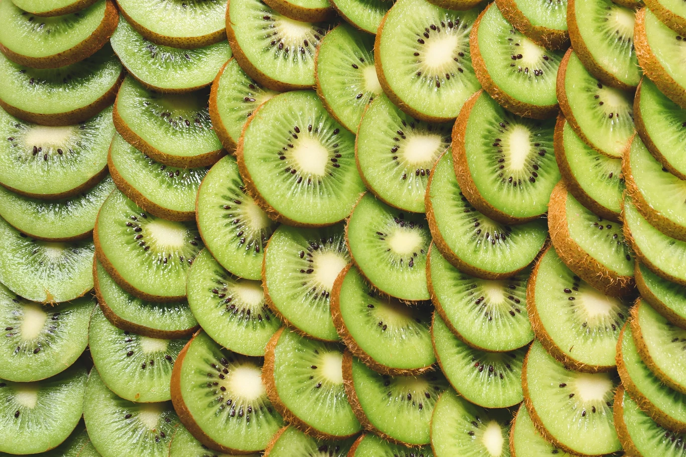 Kiwi można jeść ze skórką bez przeszkód Kiwi można jeść ze skórką bez przeszkód