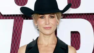 Jennifer Landon