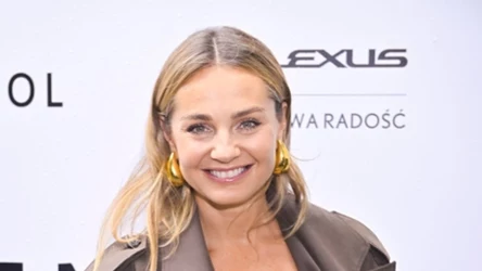 Najmodniejszy płaszcz sezonu. Małgorzata Socha wie, jak go stylizować