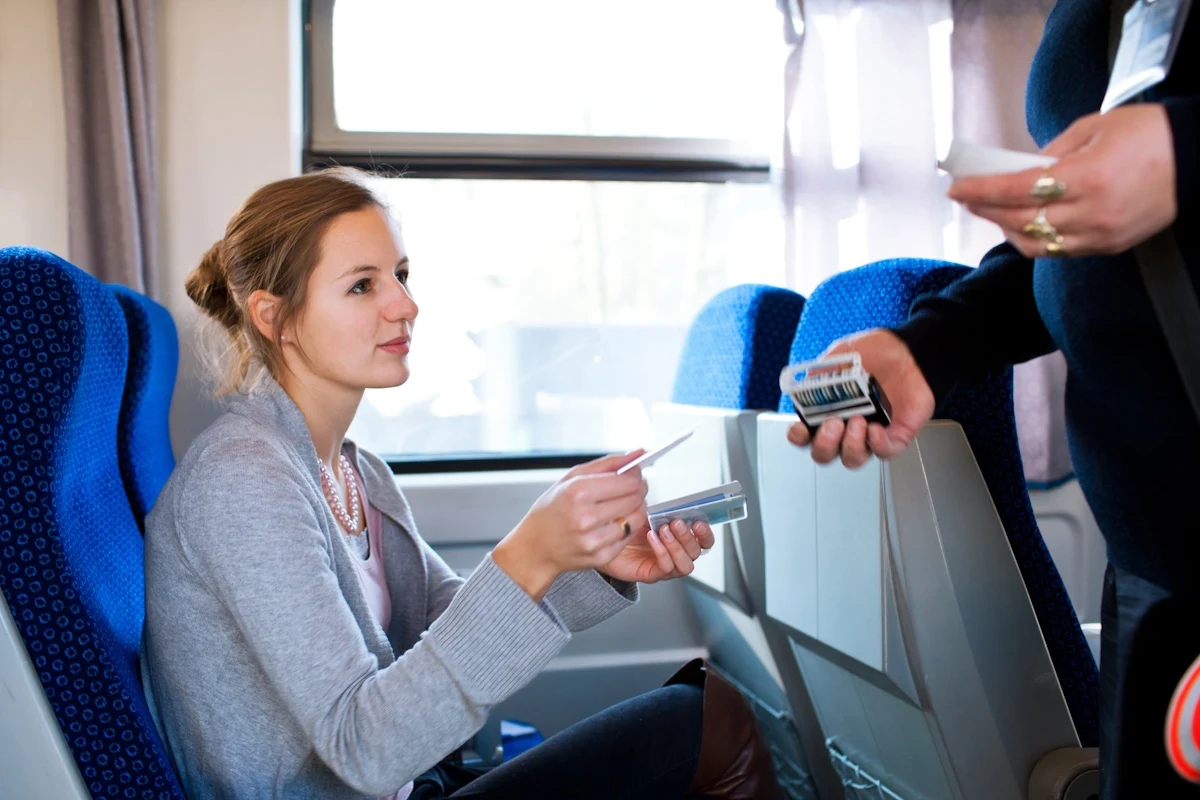 Bilety na pociągi za złotówkę. PKP Intercity wraca z promocją. Bilety na pociągi za złotówkę. PKP Intercity wraca z promocją.