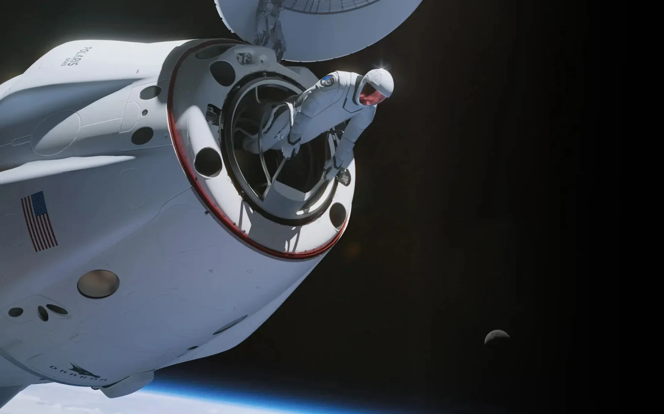 Historyczny spacer kosmiczny w ramach misji Polaris Dawn. Historyczny spacer kosmiczny w ramach misji Polaris Dawn.