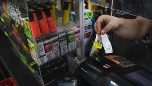 Rząd przygotowuje ustawę zakazującą sprzedaż nieletnim wszystkich rodzajów e-papieorsów - także tych bez nikotyny.