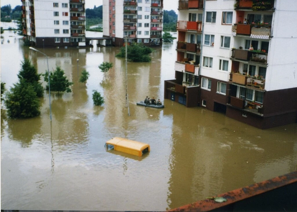 Powódź na wrocławskim osiedlu Kozanów w 1997 roku