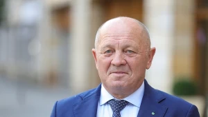 Spór o kadencje w samorządach. Marek Sawicki zabrał głos