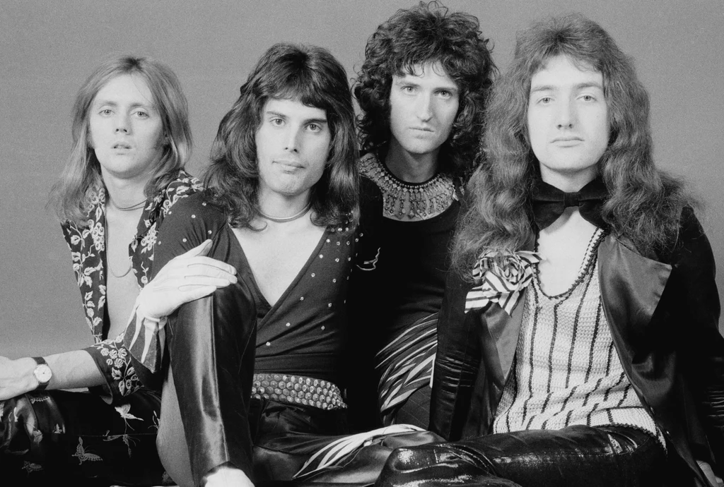 Queen w 1973 r. - od lewej: Roger Taylor, Freddie Mercury, Brian May i John Deacon