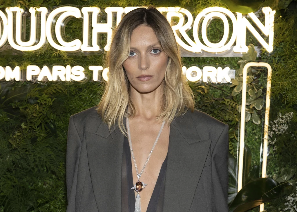 Anja Rubik to niekwestionowana ikona stylu. Jej stylizacje zawsze robią wrażenie