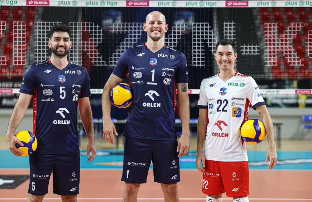 Gwiazdy ZAKS-y, od lewej Marcin Janusz, Bartosz Kurek, Erik Shoji Gwiazdy ZAKS-y, od lewej Marcin Janusz, Bartosz Kurek, Erik Shoji