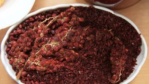 Ta przyprawa obniża cholesterol i pomaga schudnąć. Pasuje do wszystkiego, a Polacy jej nie znają