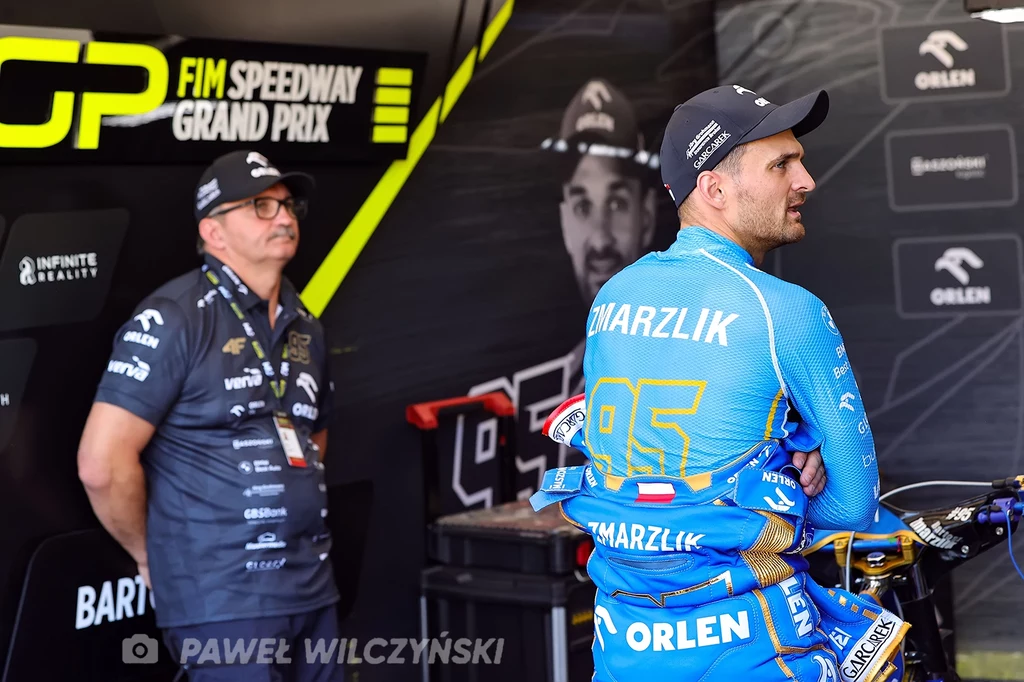 Bartosz Zmarzlik w boksie. Grand Prix w Rydze. Bartosz Zmarzlik w boksie. Grand Prix w Rydze.