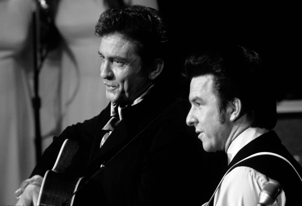 Johnny Cash i Tommy Cash w 1971 r.