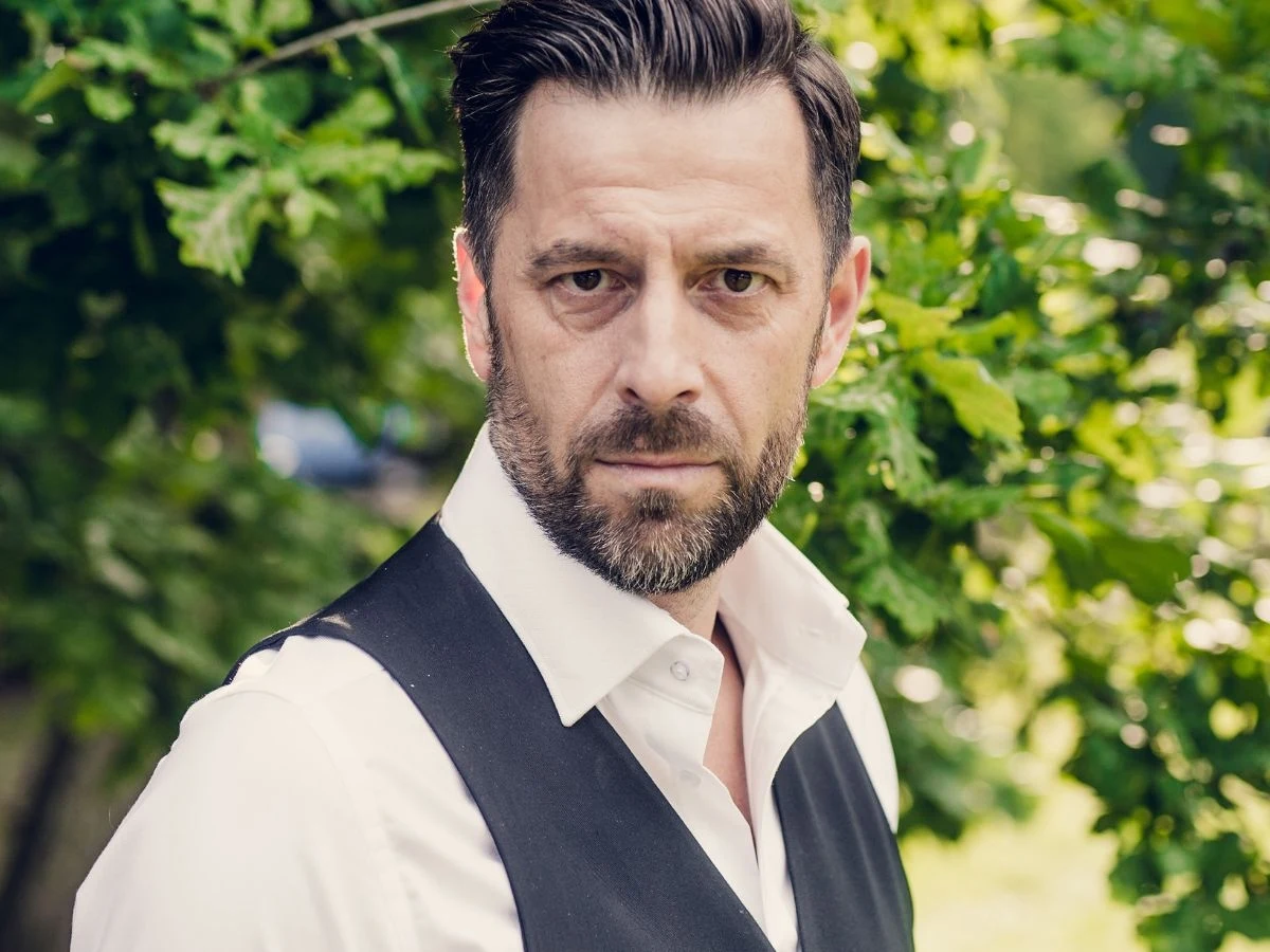 Paranienormalni Paranienormalni