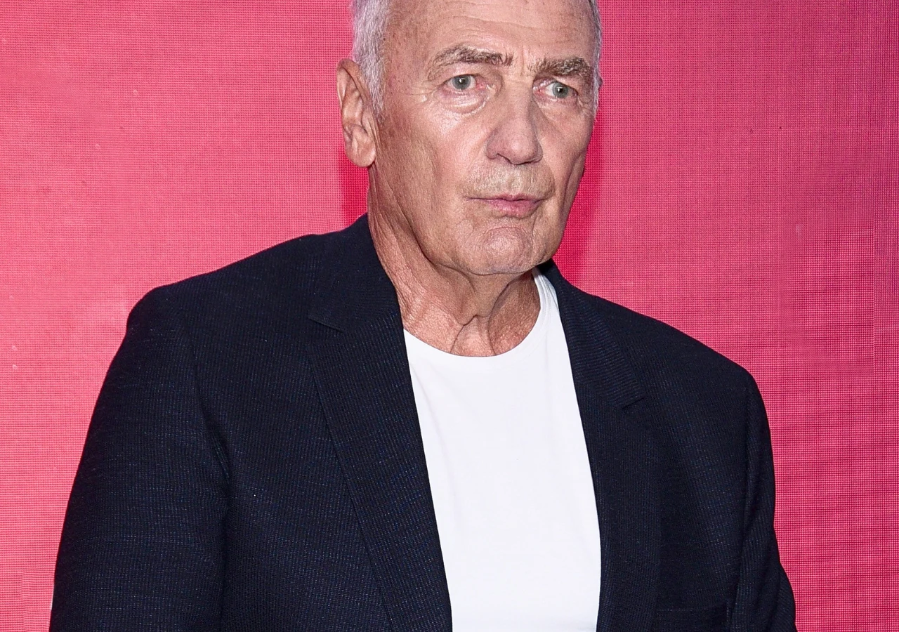 Karol Strasburger Karol Strasburger