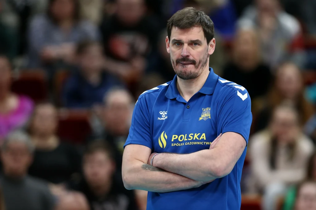 Trener PSG Stali Nysa Daniel Pliński